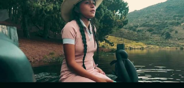 Лесная ведьма Куколд заряжается энергией когда видит публичные утехи молодой пары